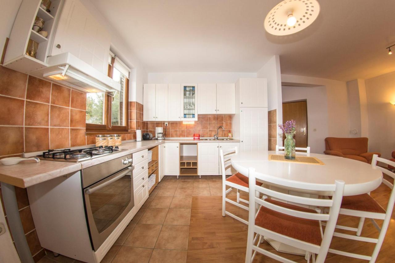 Apartament House Lucija Sali Zewnętrze zdjęcie
