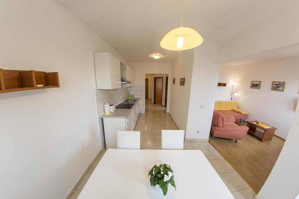 Apartament House Lucija Sali Zewnętrze zdjęcie
