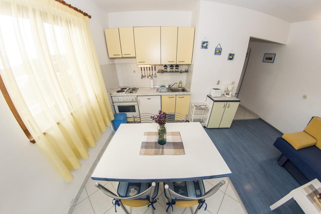 Apartament House Lucija Sali Zewnętrze zdjęcie